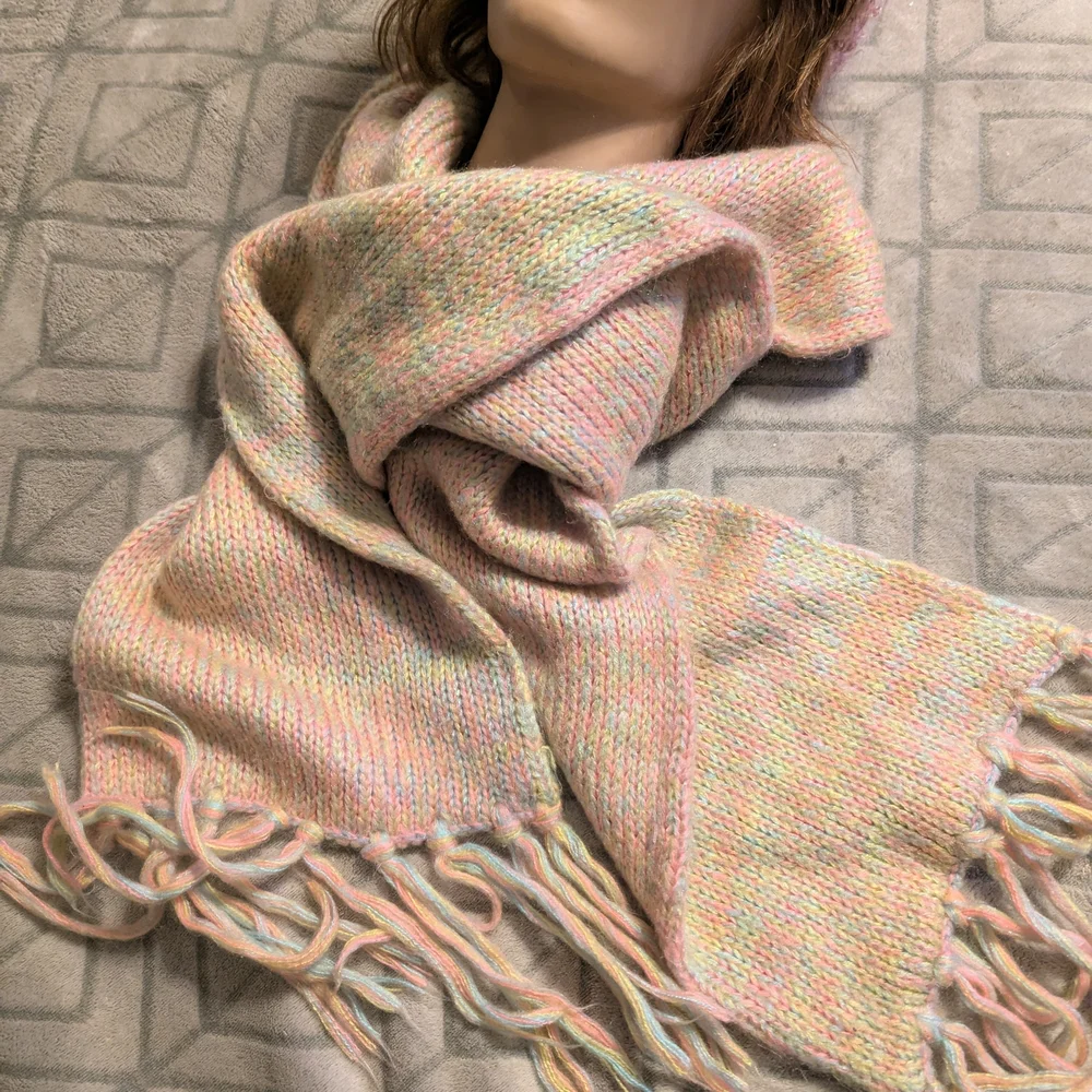 hand-knit chunky pastel‎ newsboy hat and scarf set